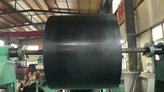 Конвейерные ленты из полиэстера с хорошей водостойкостью для гранулированных порошков, таких как уголь, кокс, песок и цемент, насыпью или в упаковке.